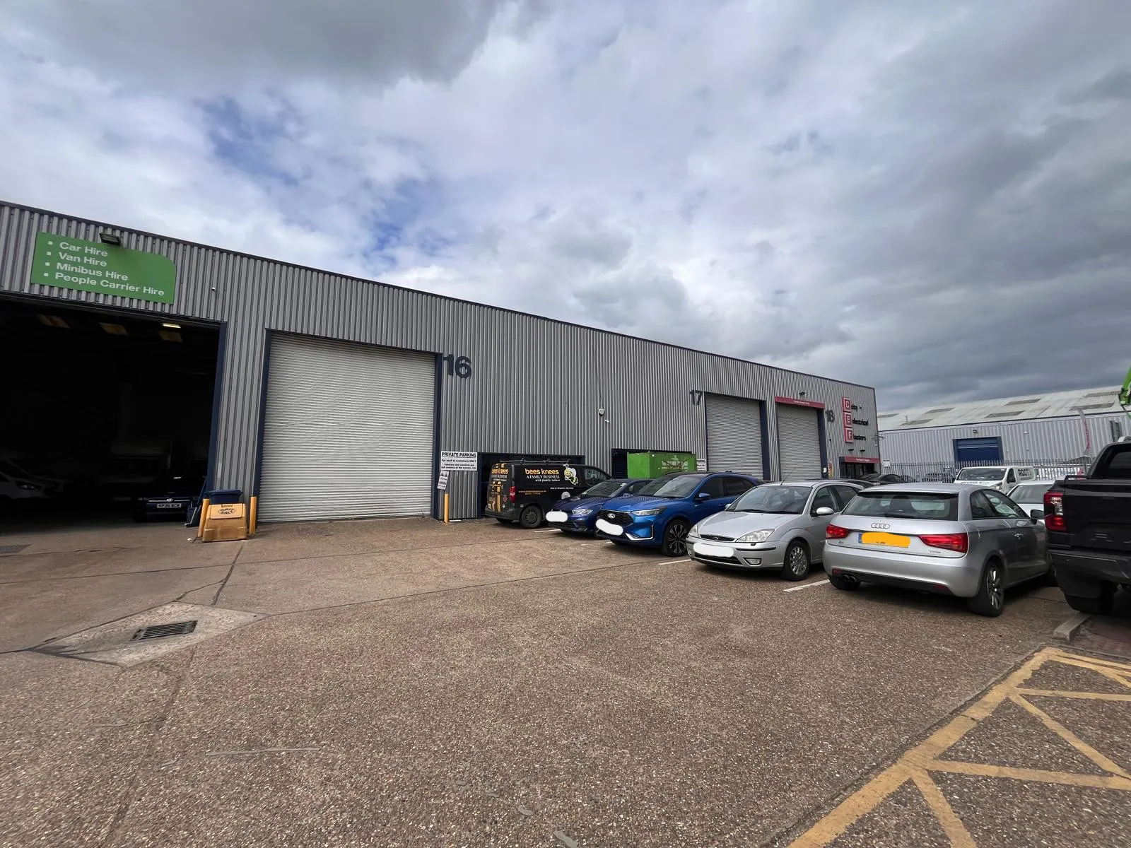 16 March Place, Aylesbury, Industrial To Let - WhatsApp Image 2026-05-06 at 15.47.2.jpeg
