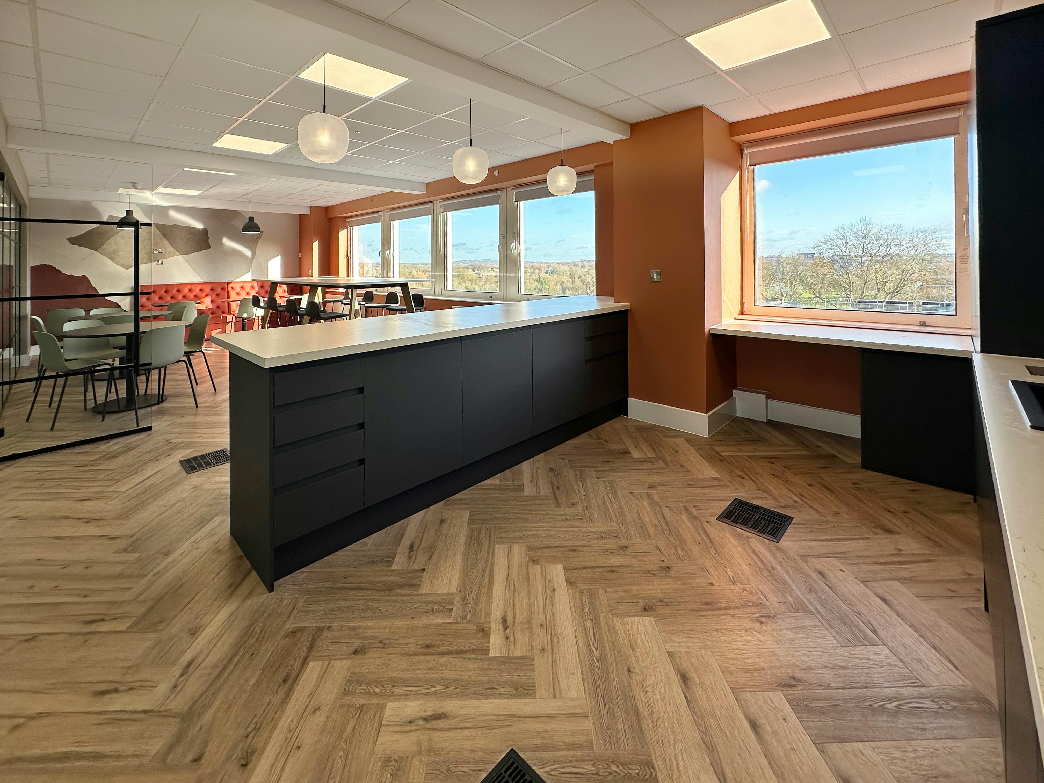 Office in Reading - photo 3