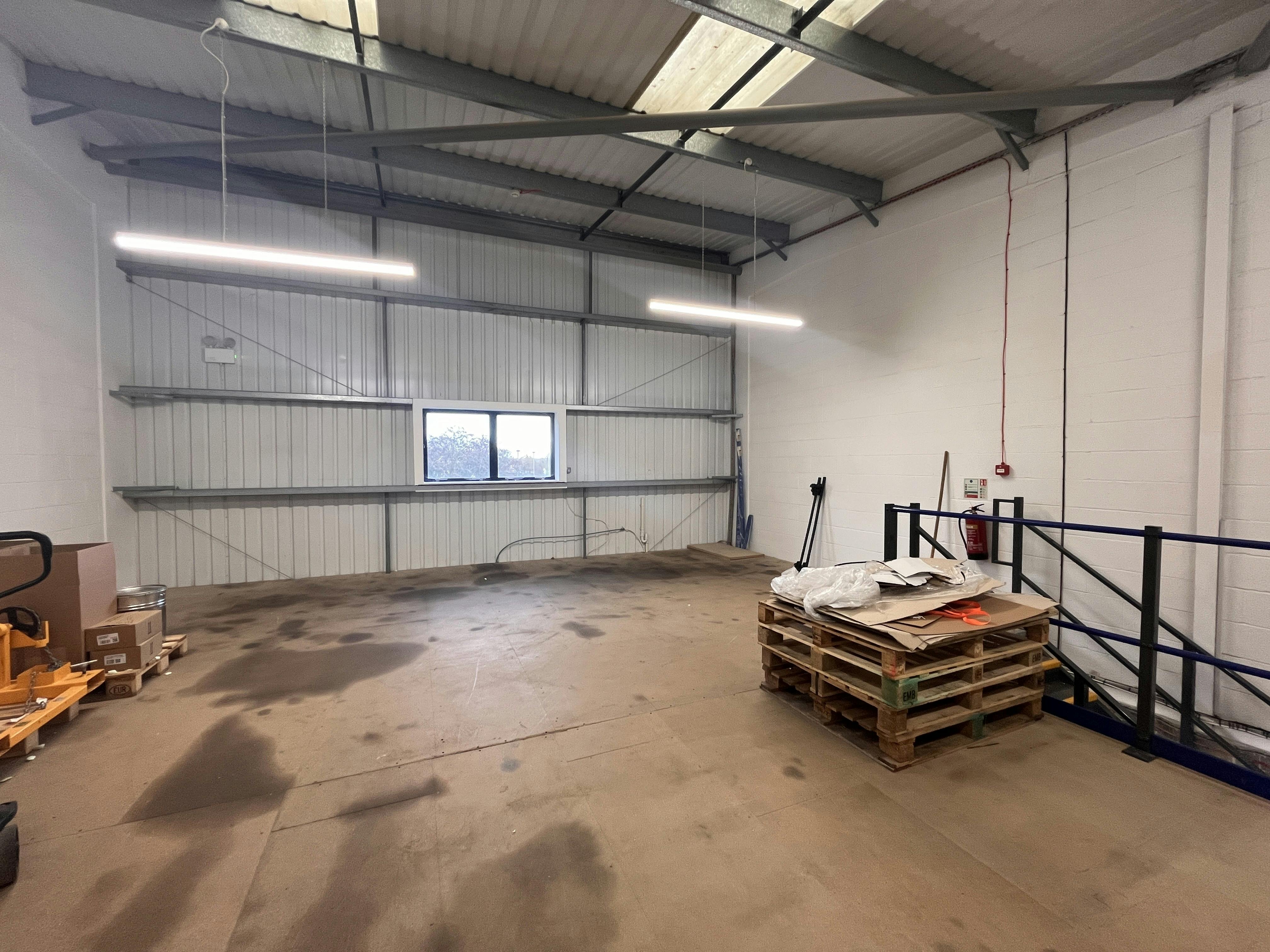 Unit C Howland Industrial Estate, Howland Road, Thame, Industrial To Let - Image 15.jpeg