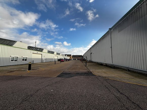 Former ATS Centre, West Thurrock, Industrial For Sale - IMG_0712.JPEG