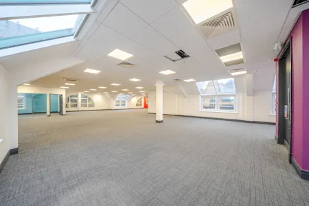Top Floor Trinity Court, Rickmansworth, Office To Let - SF.jpg