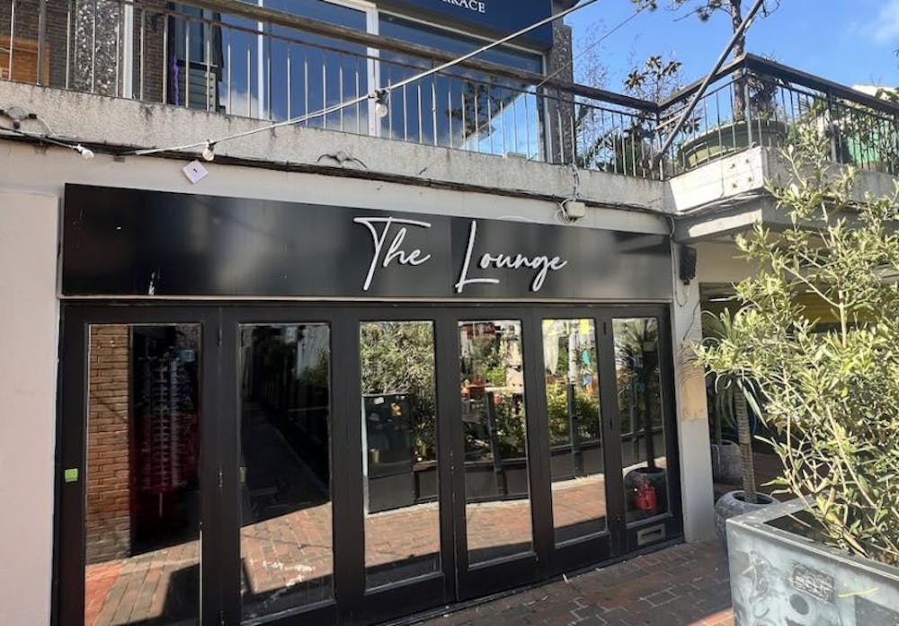 20 Brighton Square - Image 2