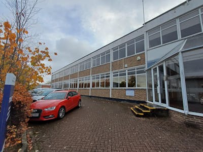 Kelvin Way, Unit 2/3, Crawley, Leisure / Office / Trade Counter / Showroom / Industrial / Warehouse To Let - 3.jpg