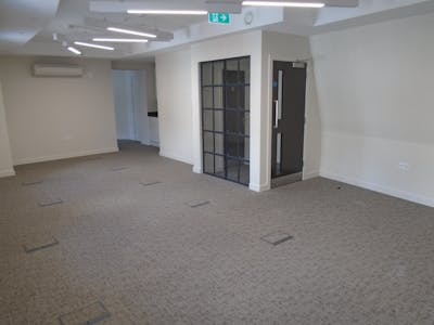 2nd Floor, 4-8 Ludgate Circus, London, Office To Let - DSC00020.JPG