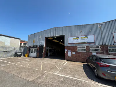 Unit 6, Tollgate Close, Cardiff, Industrial To Let - 2.jpg