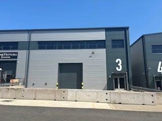 3 Ellesfield Trade Centre, Bracknell, Industrial To Let - 31.jpg