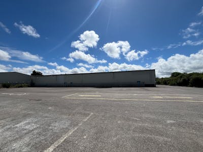 Unit D&E St. Catherines Park, Cardiff, Industrial To Let - IMG_8780.jpeg