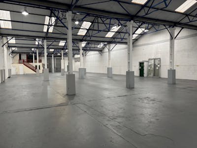 Unit 2 Plaza Business Centre, Enfield, Industrial/Logistics / Trade Counter For Sale - 3.jpg