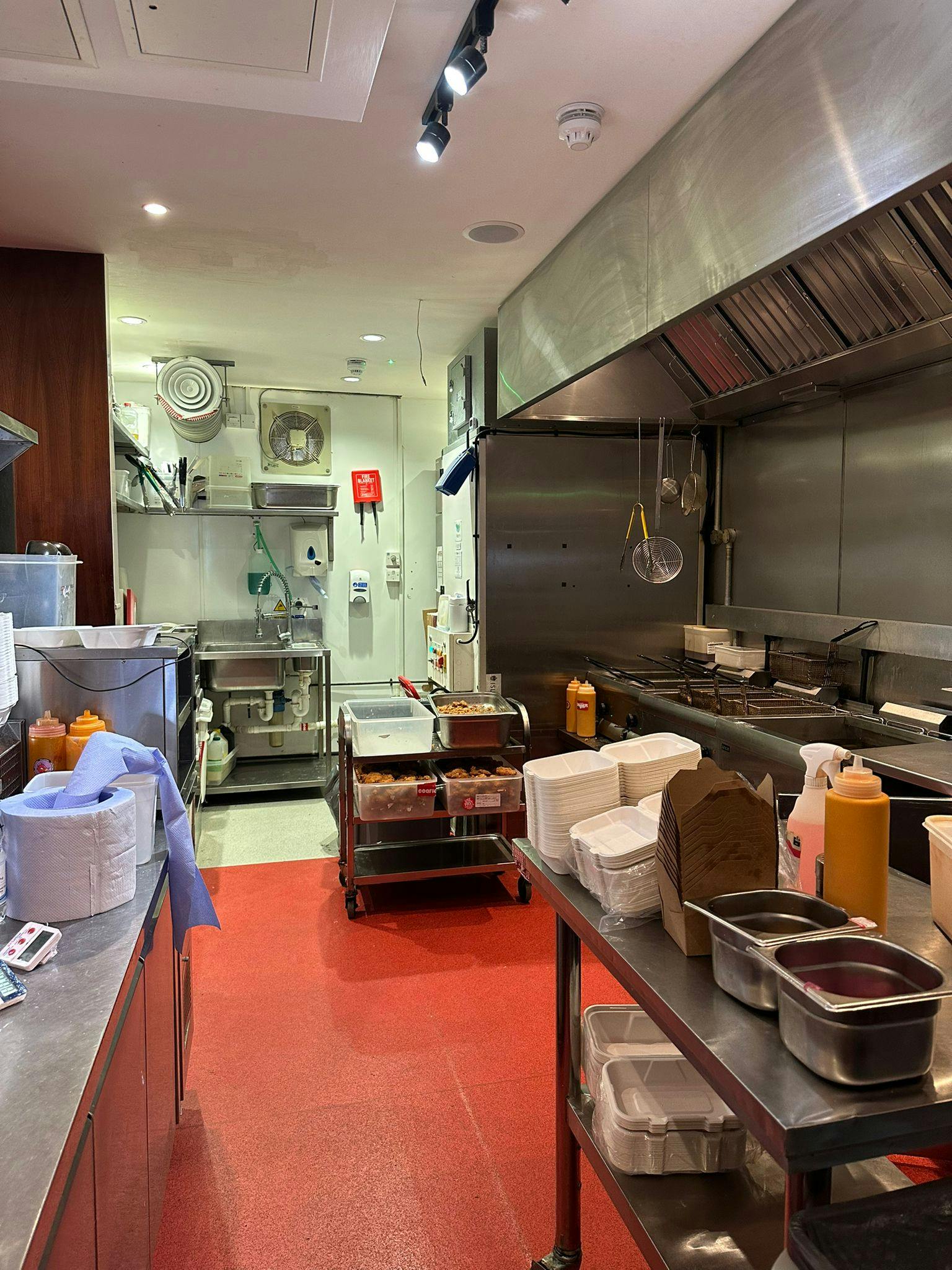 Restaurant In Finsbury Park, 110 Fonthill Road, London, Restaurant