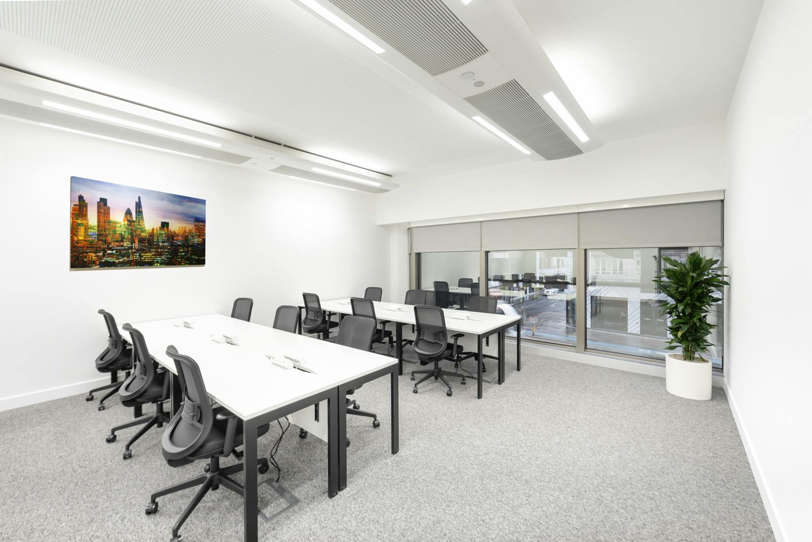 Office in London - photo 2