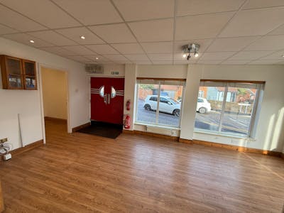 1 Anson Close, South Woodham Ferrers, Retail To Let - WhatsApp Image 2025-12-22 at 12.46.21 (1).jpeg