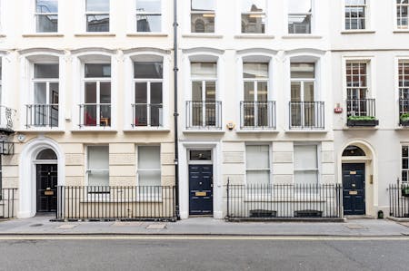 8 St. James Place, London, Office To Let - DSC_5207.jpg