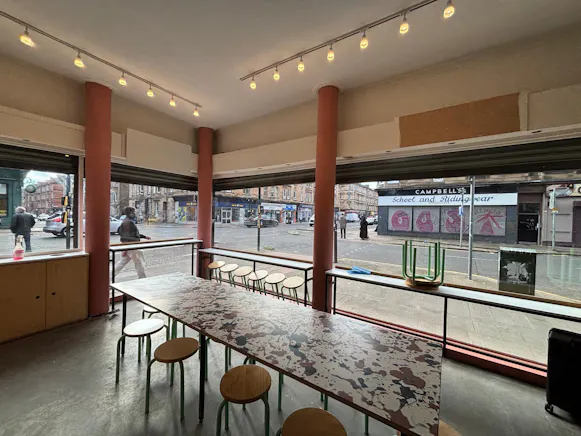 350 Victoria Road, Glasgow, Retail To Let - 350 Victoria Road