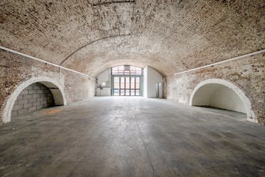 386 & 387 Railway Arches, London, Warehouse & Industrial To Let - 13769347693813a2e8890.jpg - More details and enquiries about this property