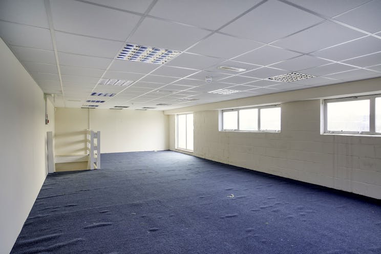 Unit 5 Loverock Trading Estate, Reading, Industrial / Warehouse To Let / For Sale - Loverock Road Trading Estate Unit 5 Interior 3.jpg