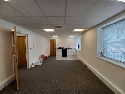 Cobham House, 27 Cobham Road, Wimborne, Office To Let - 20230309_142010.jpg