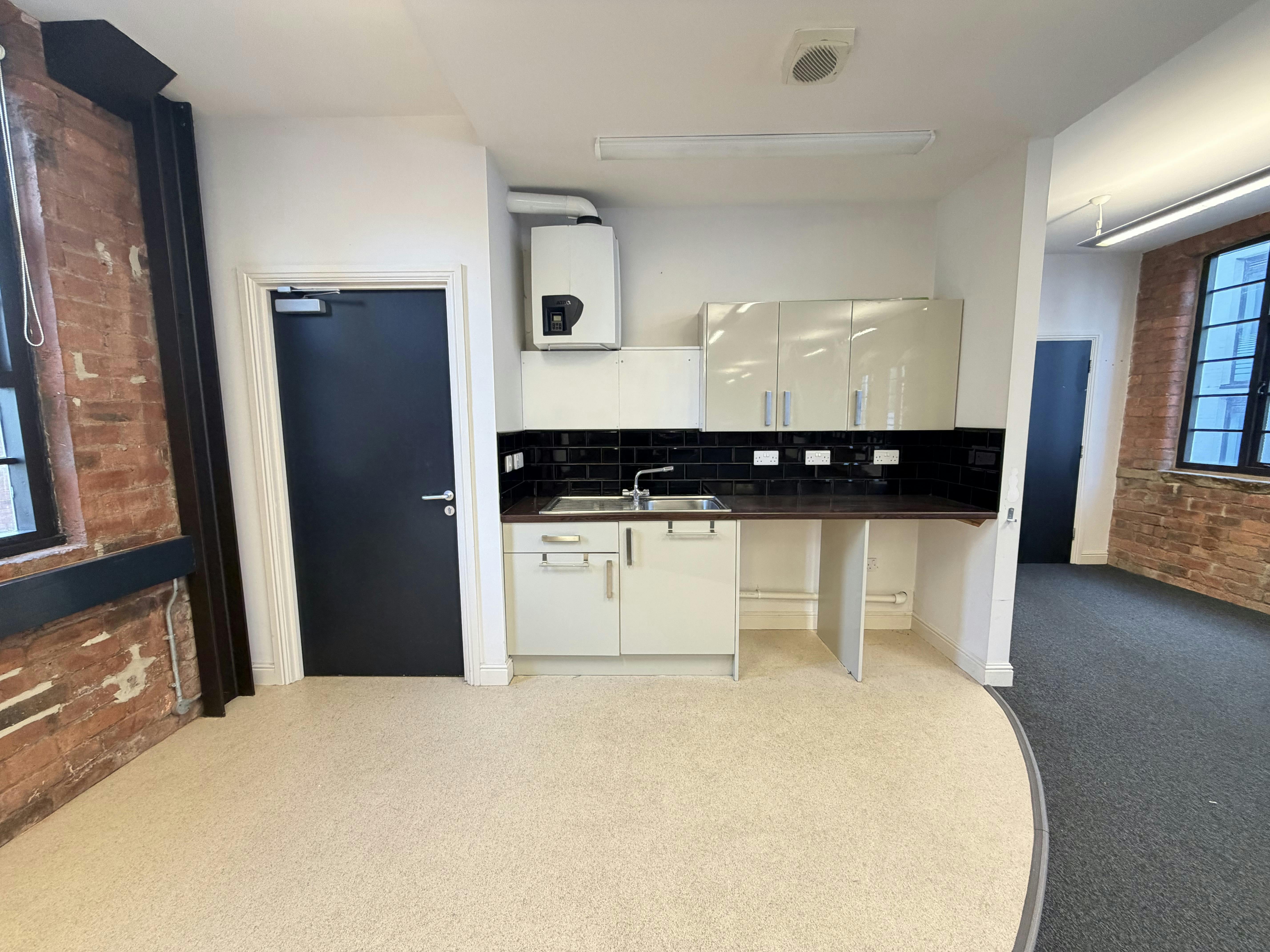 Sellers Wheel, Sheffield, Offices / Retail To Let - IMG_6049.jpeg