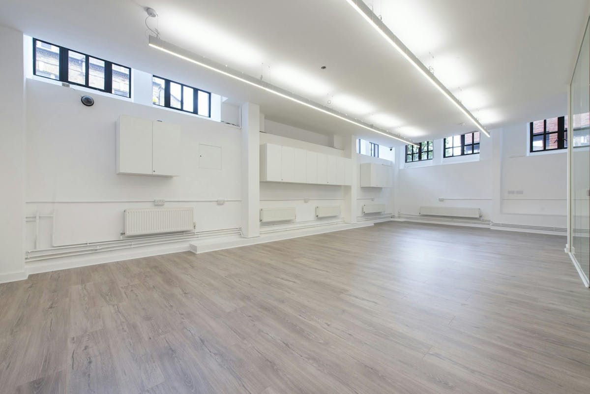 B11ce28af67336627ddb801d958a01ec 7