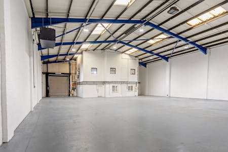 Unit 7, M40 Industrial Estate, Blenheim Road, High Wycombe, Industrial To Let - 8643828interior13800.jpg