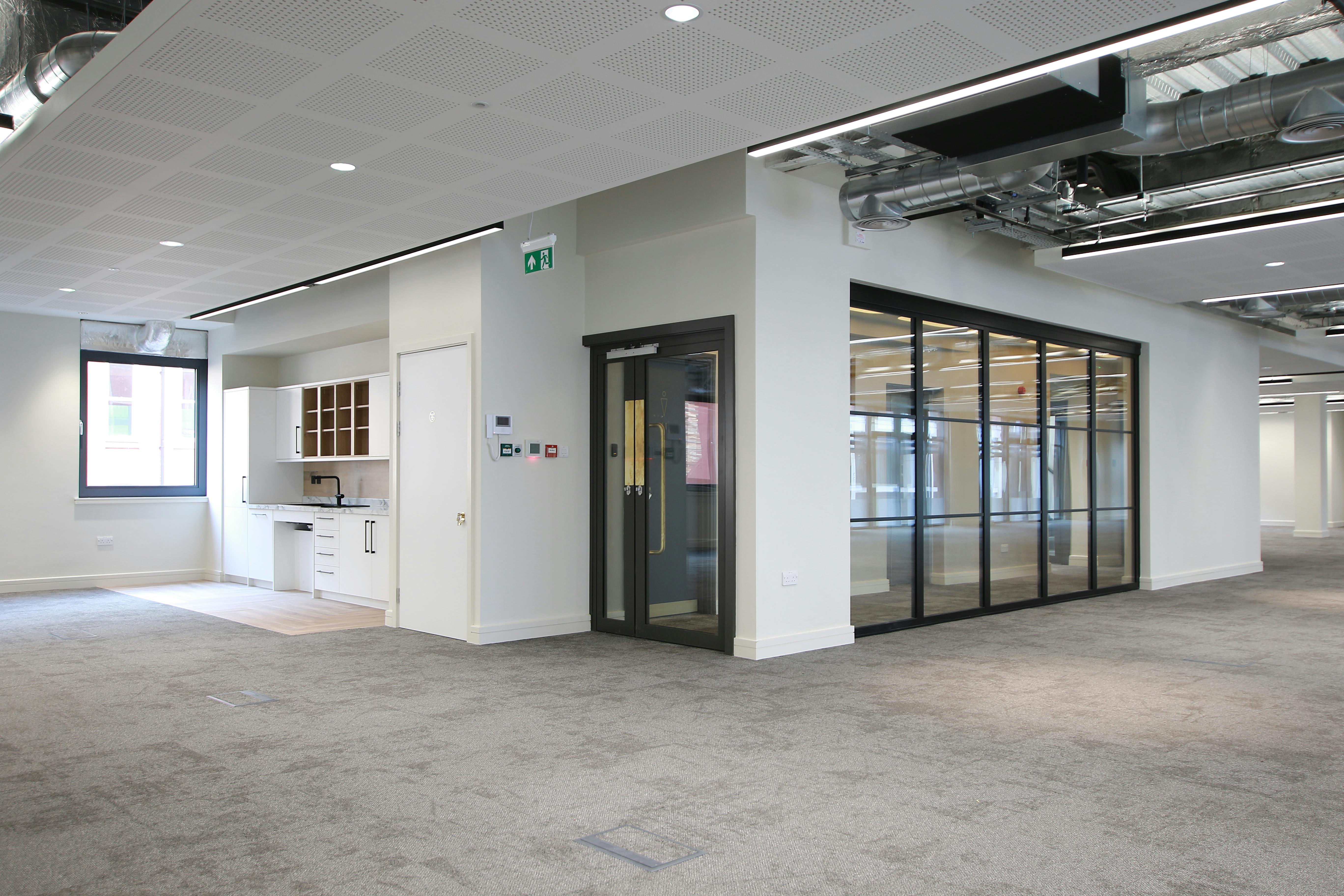 Centura, 76 Wellington Street, Leeds, Office To Let - H7D_7704.JPG