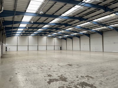 Unit 4, Brick Knoll Park, St Albans, Industrial/Logistics To Let - IMG_3790.jpeg