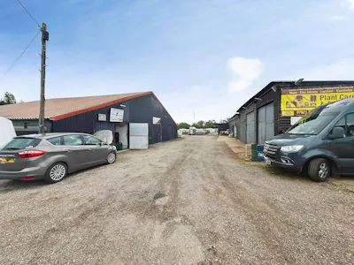 Woods Farm, Wickford, Land For Sale - 62250ce4-WhatsApp 20Image 202026-06-05 20at 2016.36.57 20 281 29.jpeg
