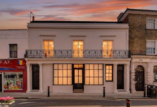 118-120 Guildford Street, Chertsey, Offices / Retail To Let / For Sale - Front Photo 1.jpg