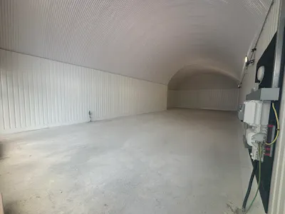 Norton Street Arches, Unit 1, Salford, Leisure / Retail To Let - inside shot 1.jpg