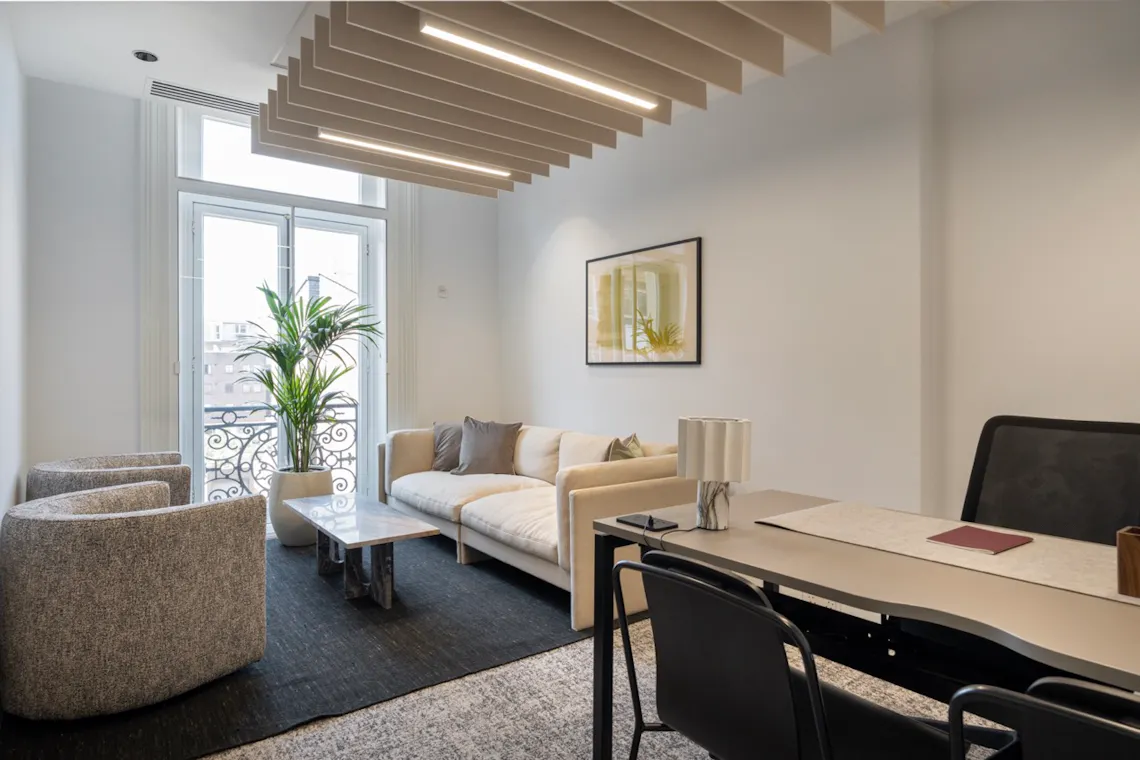 1-3 Portland Place, London, Office To Let - 1PortlandPl-31-2ndflr Large.jpeg