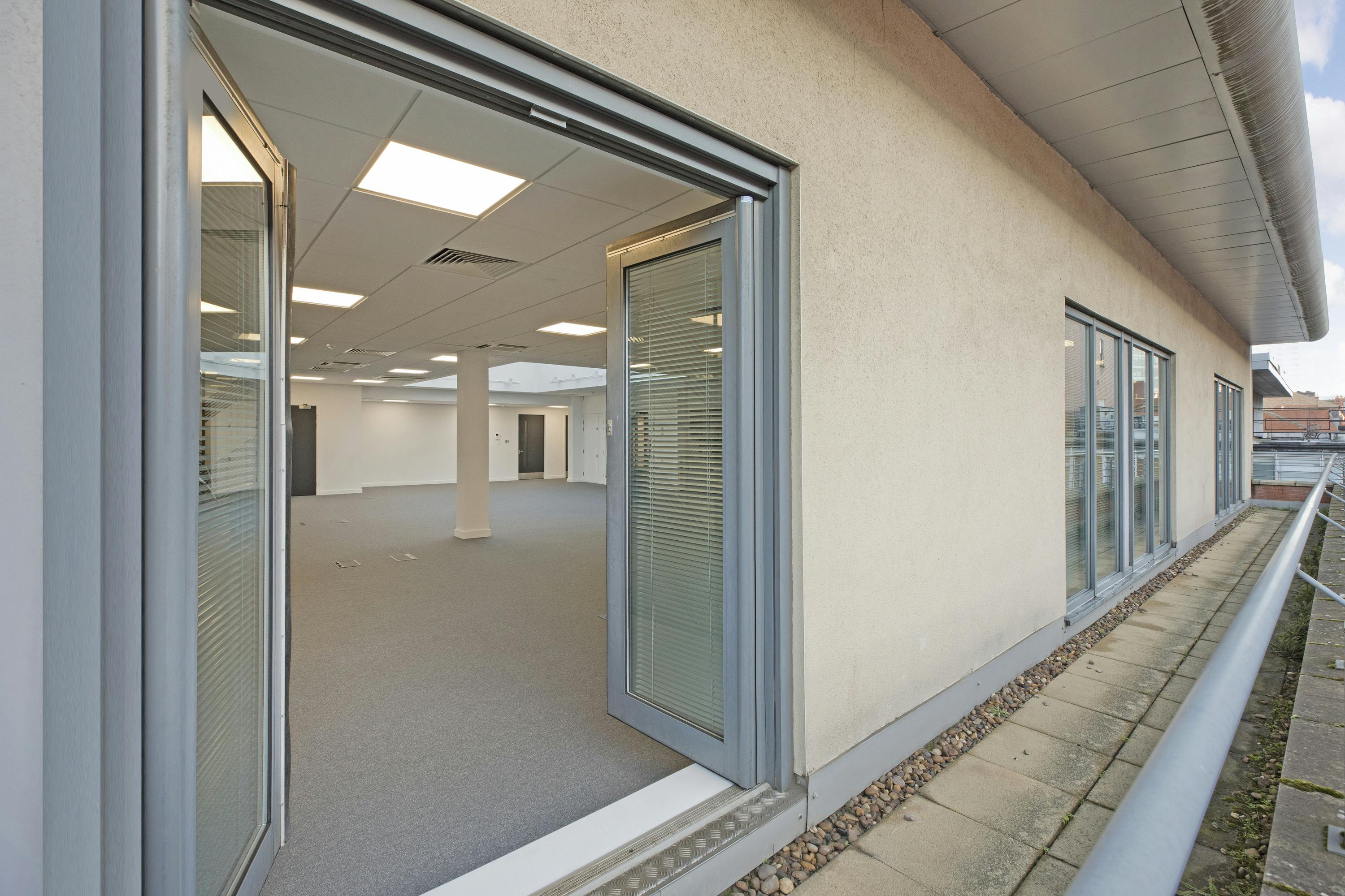 17-19 York Place, Leeds, Offices To Let - IMG_2126.jpg