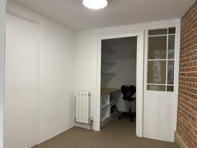 Ground Floor, Porters Lodge, Portsmouth, Office / Retail To Let - IMG_5568.JPG