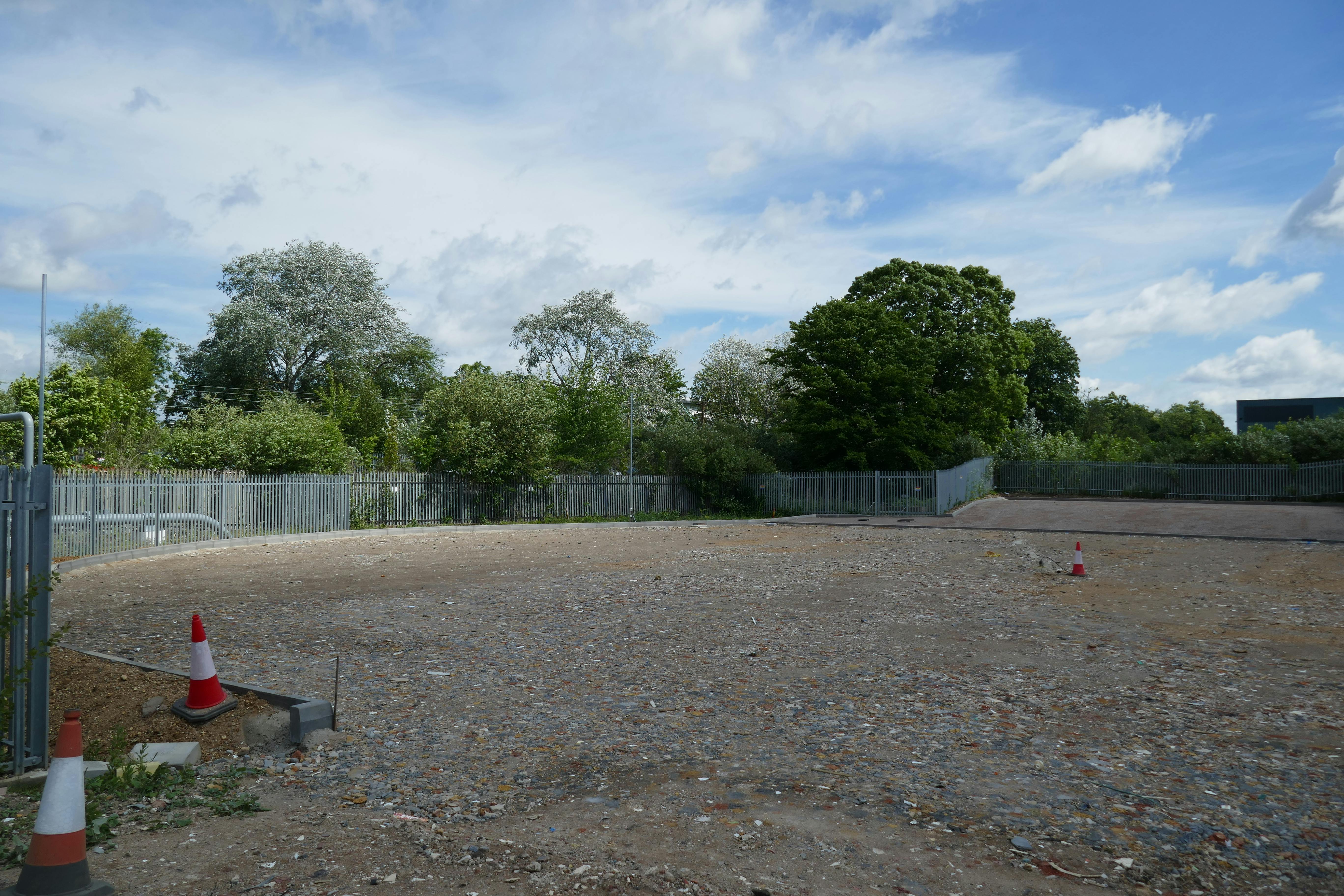 Yard at Windsor Place, Harlow, Industrial To Let - picture 2.JPG