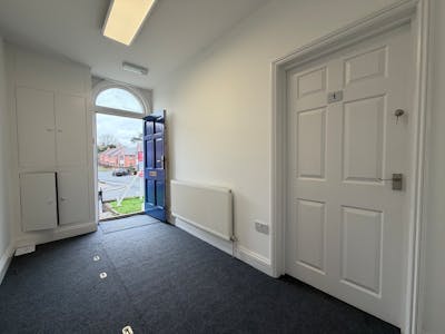 7 Queen Street, Telford, Office To Let - IN5.jpeg