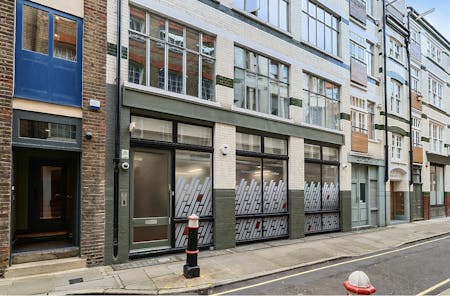 1-6 Newbury Street & 12 Kinghorn Street, London, Office / Showroom For Sale - 20251120_141137000_iOS 1.jpg