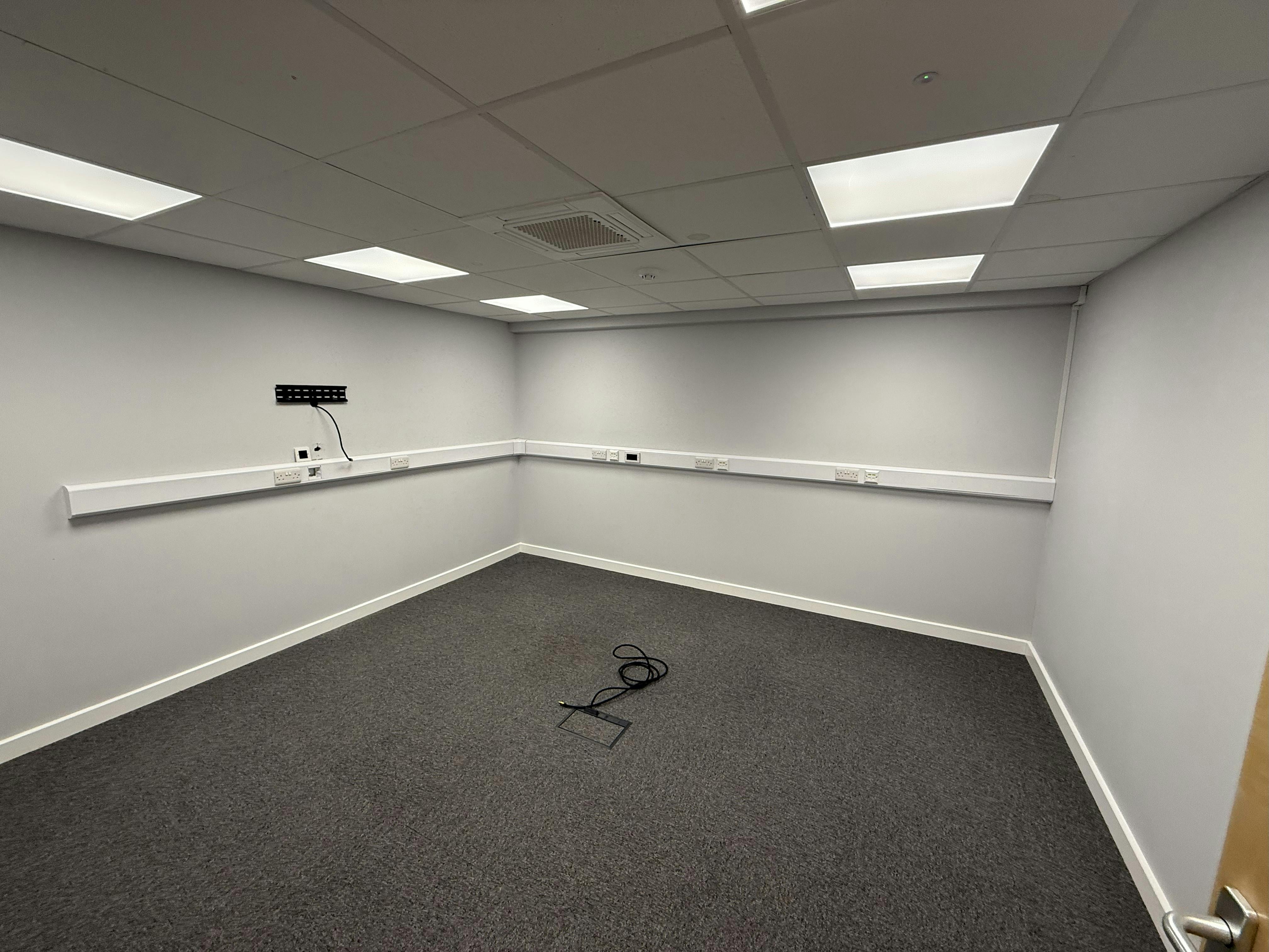 Unit 4, Doncaster — image 4
