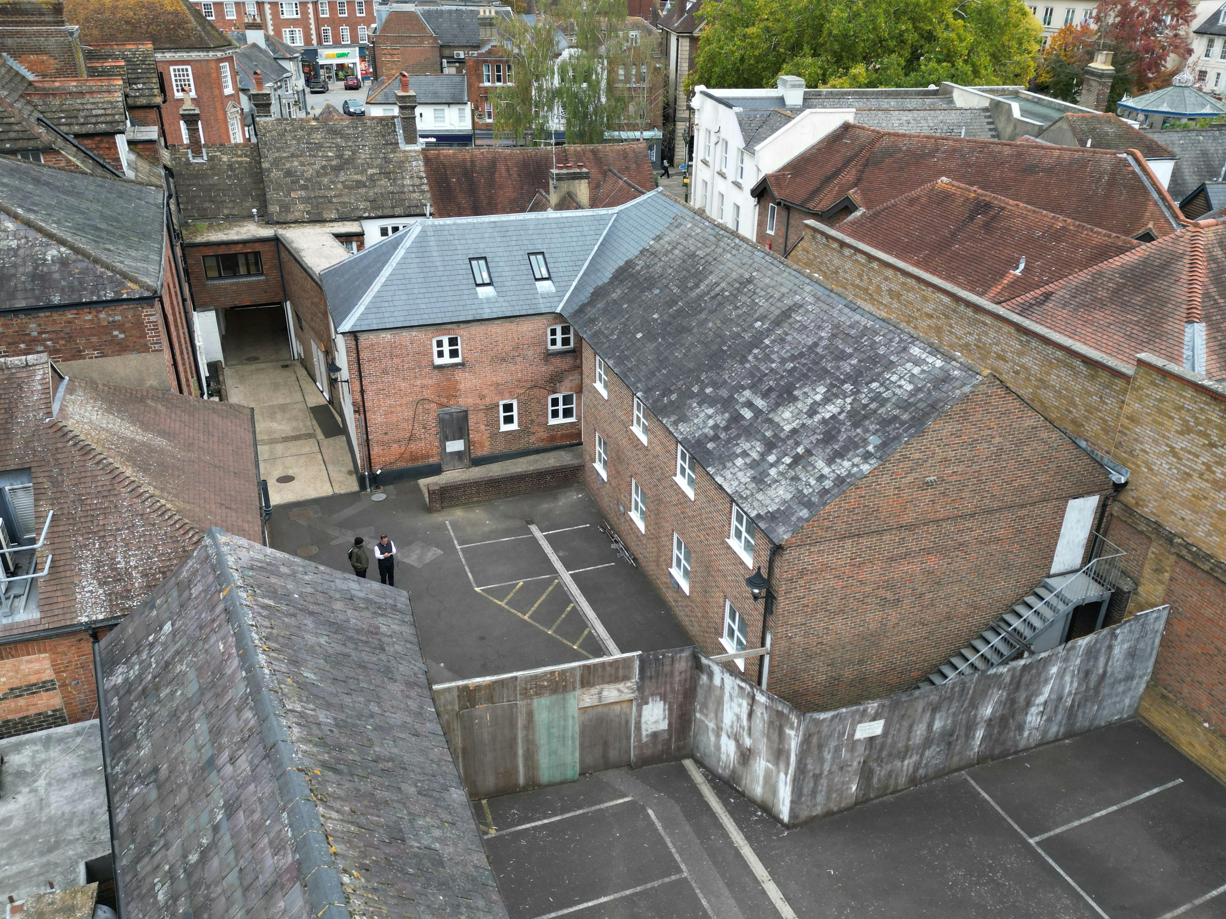 The Annexe, Piries Place, Horsham, Office / Other / Retail To Let - DJI_0277.JPG