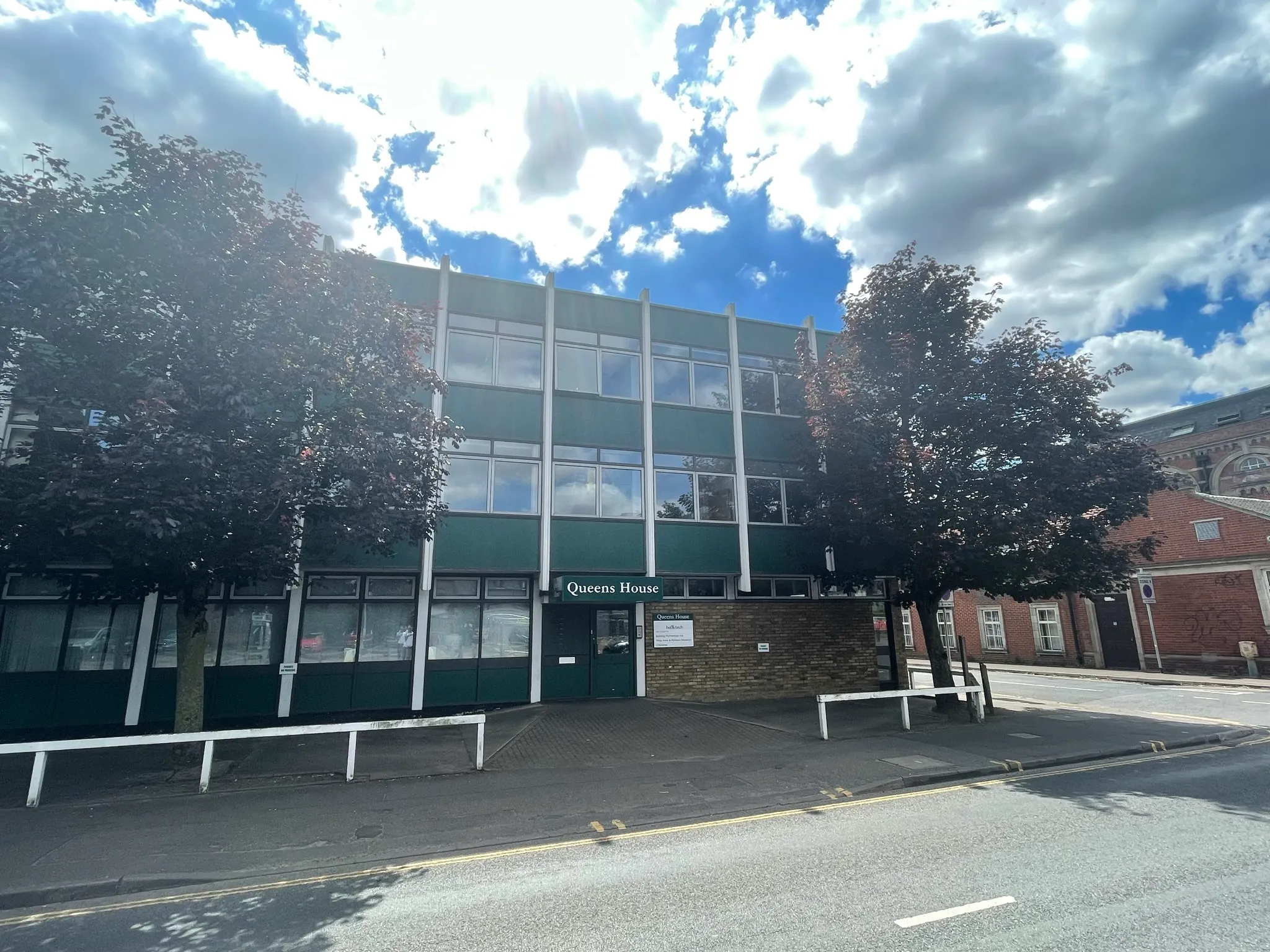 Queens House, Suite D, 123-129 Queens Road