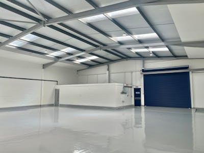 2 Liddall Way, West Drayton, Warehouse To Let - 2 Liddall - Main 2.jpg