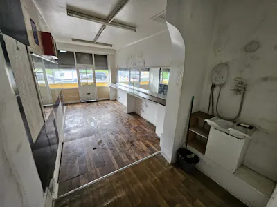 2A Upper Chorlton Road, Manchester, Retail For Sale - 20260612_105504.jpg