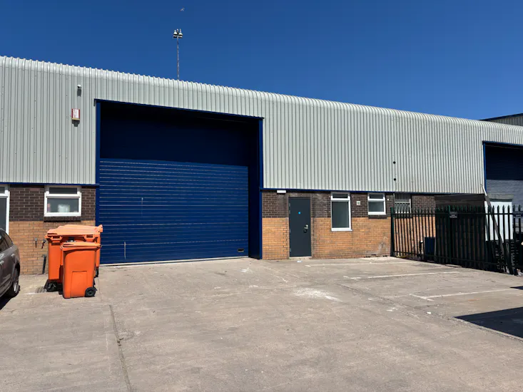 Unit 4, Bristol, Industrial To Let - IMG_0883.JPG