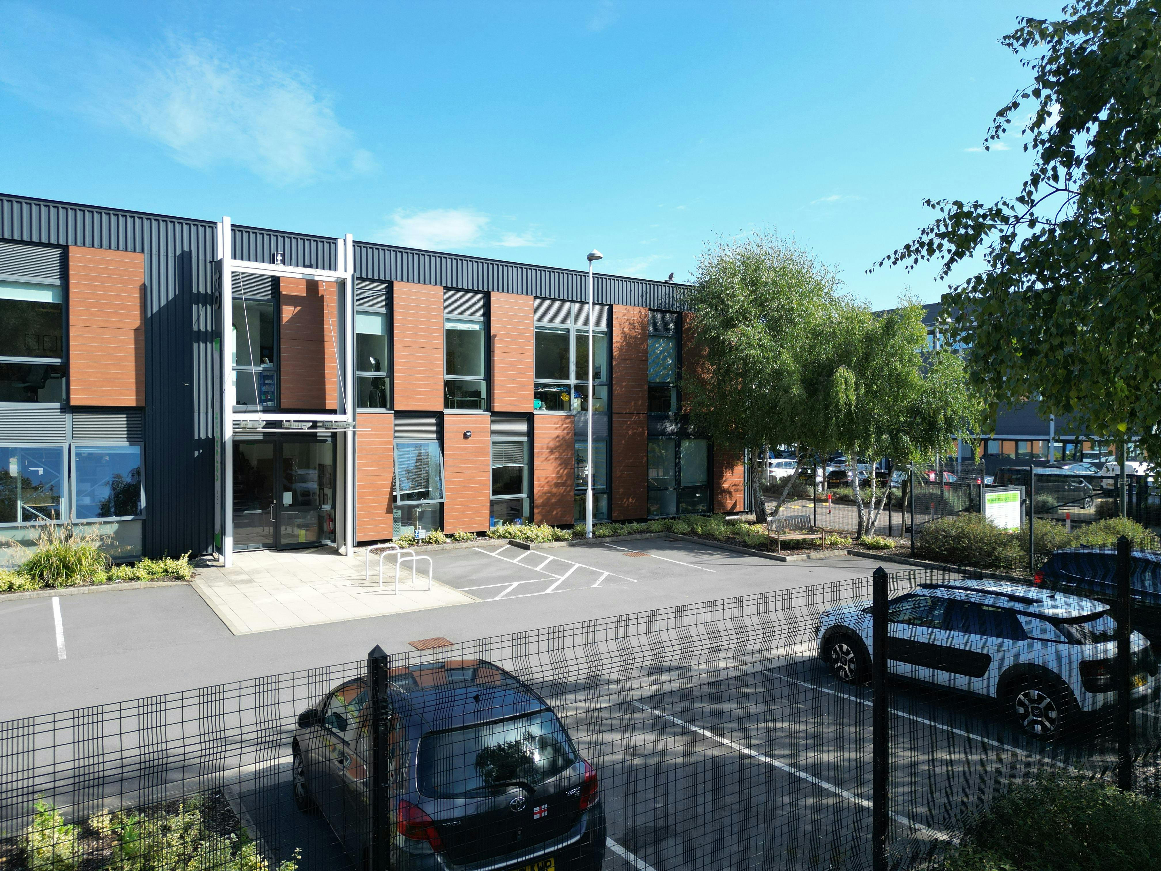 Industrial Unit in Erith - photo 2