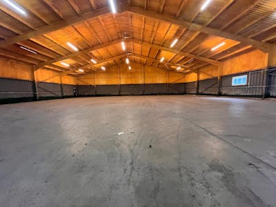 Unit 9 Gawcott Fields, Buckingham, Industrial / Workshops To Let - WhatsApp Image 20250918 at 161635_fba132a6.jpg