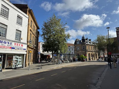 11-12 High Street, Yeovil, Office To Let - IMG_9969.JPG