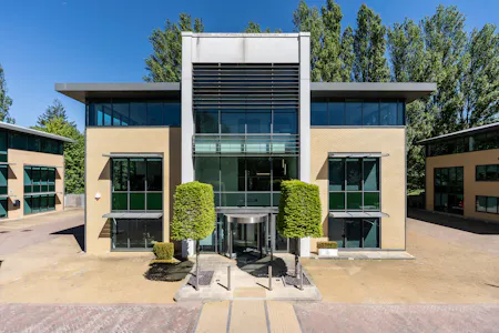 Building 2, Chiltern Park, Gerrards Cross, Office To Let - IW-300426-GKA-001RT.jpg