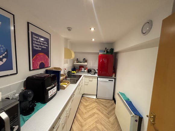 1st Floor, Glasgow, Offices To Let / For Sale - PHOTO-2026-04-12-15-11-50 9.jpg