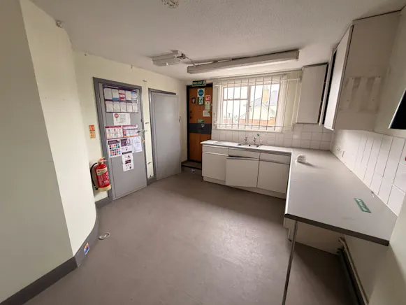 78 High Street, Rayleigh, Office / Retail For Sale - 10390d6d-9ce0-46e9-aa45-2168d62ef5a9.JPG