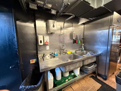 160 Hermon Hill, London, Leisure To Let - IMG_6506.jpeg