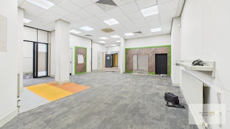 28 Bank St, Rawtenstall, Office / Retail / High Street Retail To Let - Ground Floor Banking Hall