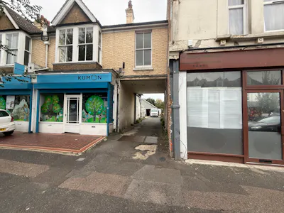 74-82 Portland Road, Hove, Warehouse To Let - IMG_1576.JPG