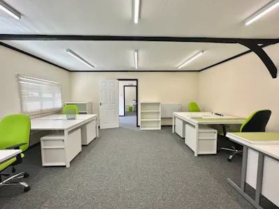 The Old Dairy, Manor Farm, Tingrith, Office To Let - IMG_8764.JPG